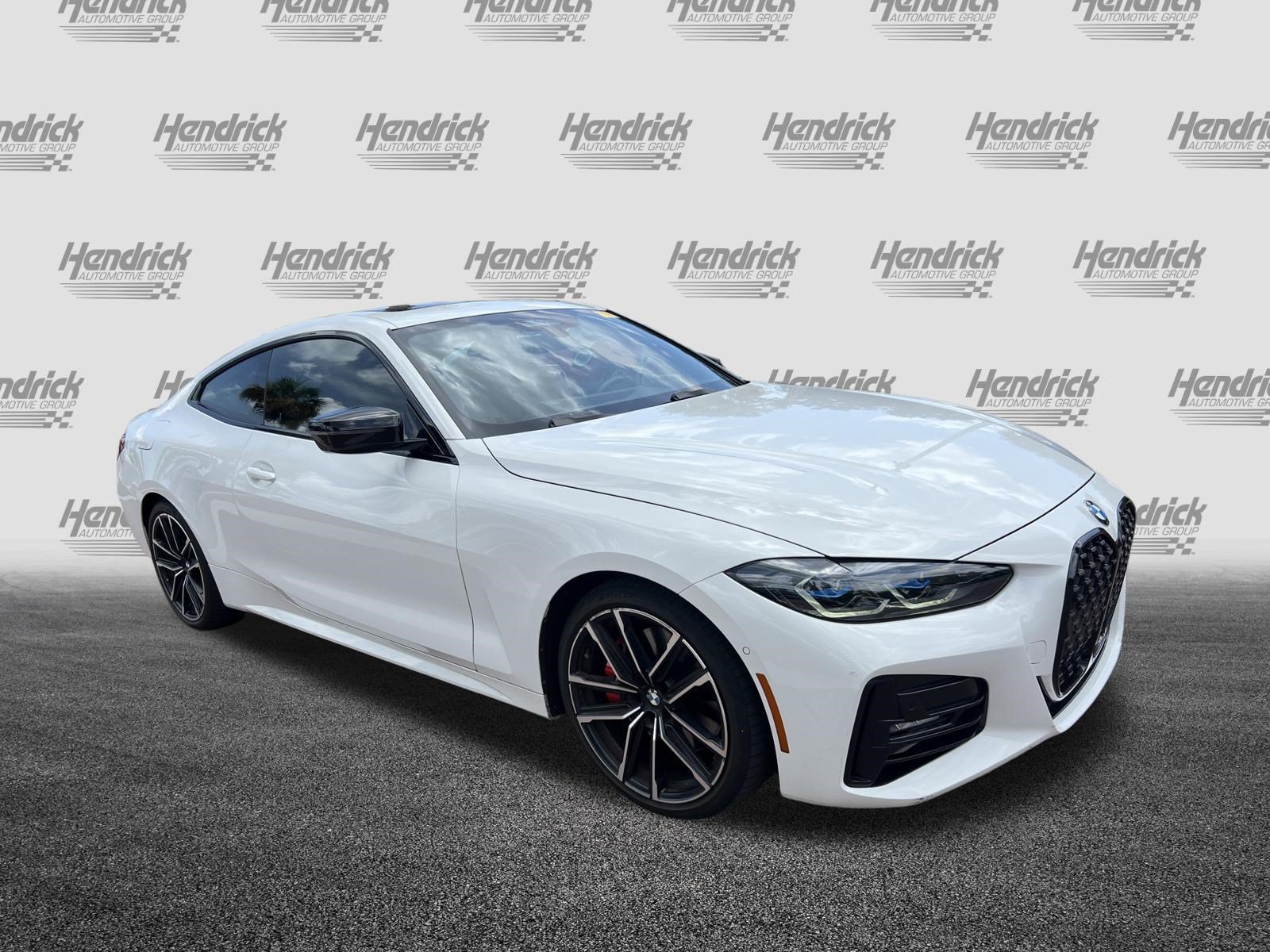 Used 2024 BMW 430i Coupe w/ M Sport Package RWD video 2