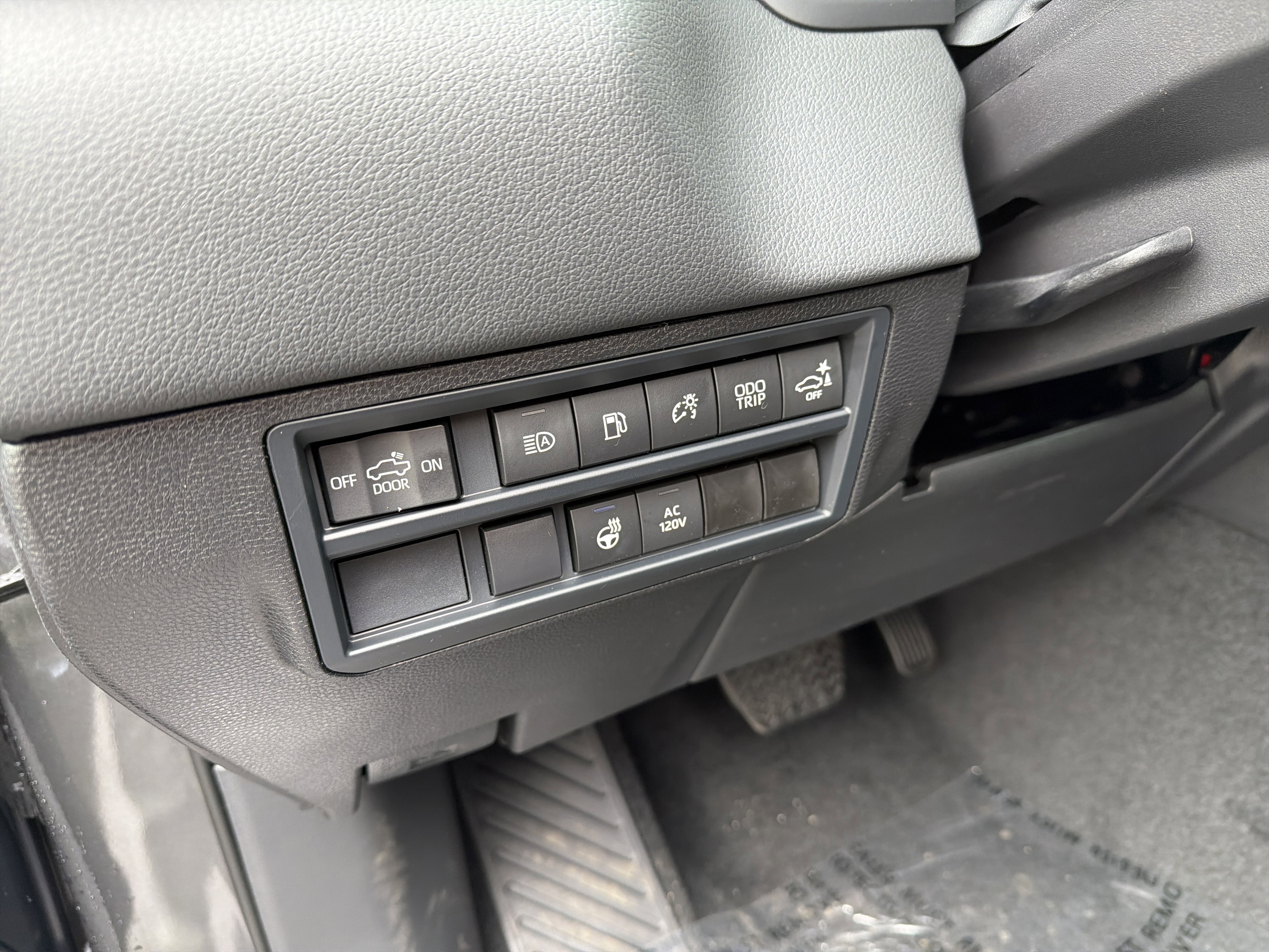 New 2026 Toyota Tundra Limited image 13