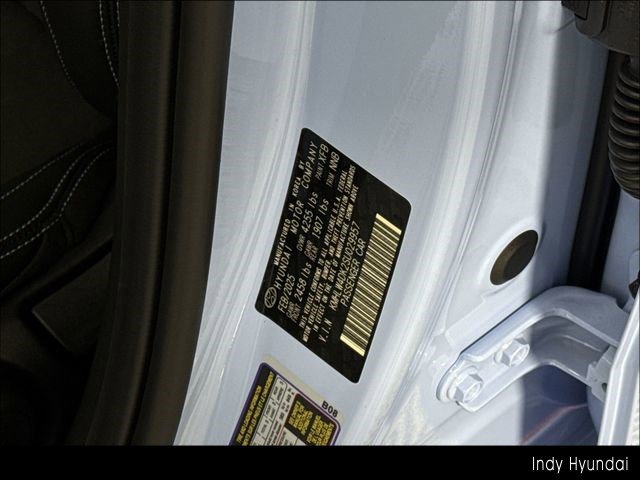 Certified 2025 Hyundai Elantra N image 54