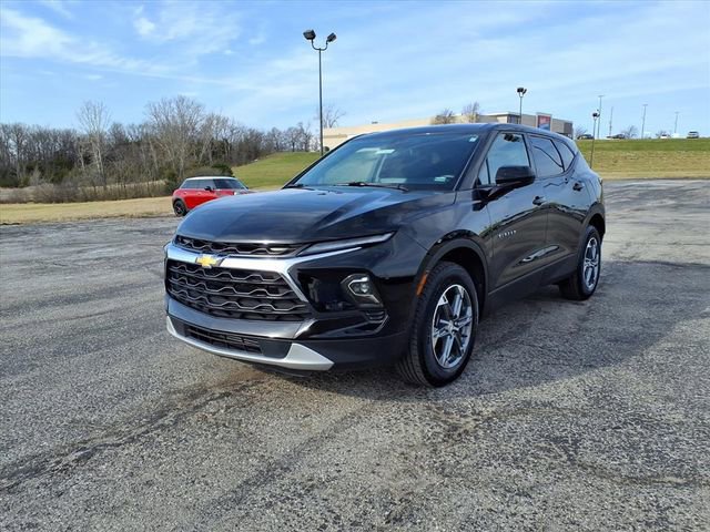 Used 2025 Chevrolet Blazer LT FWD image 36