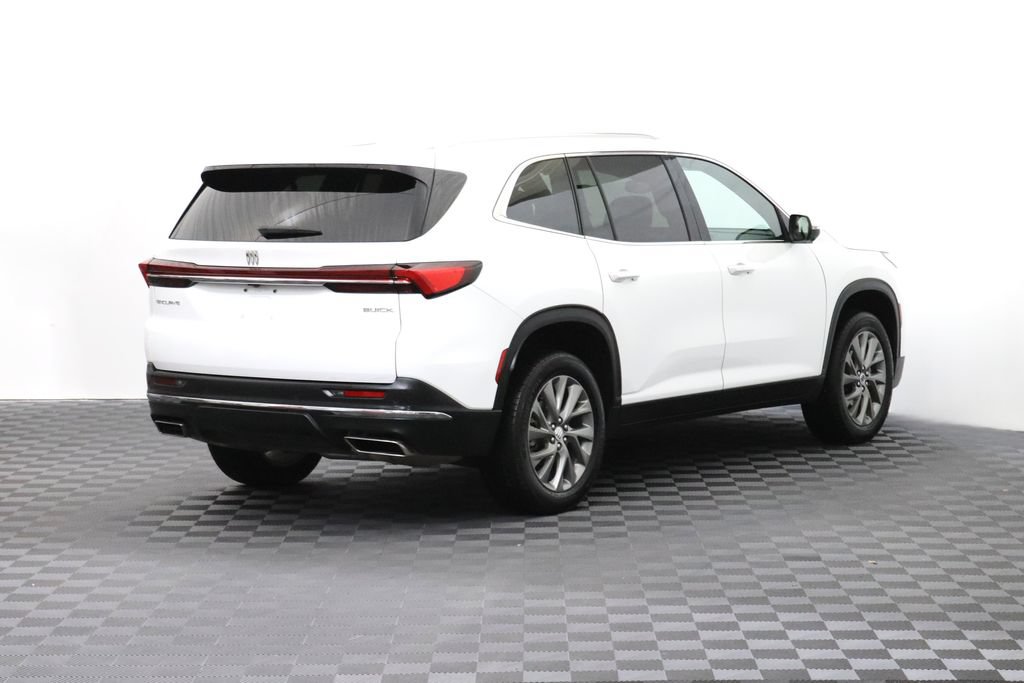 Used 2026 Buick Enclave Preferred FWD image 7