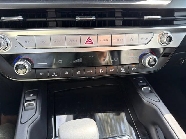 Used 2025 Kia Telluride S FWD image 18