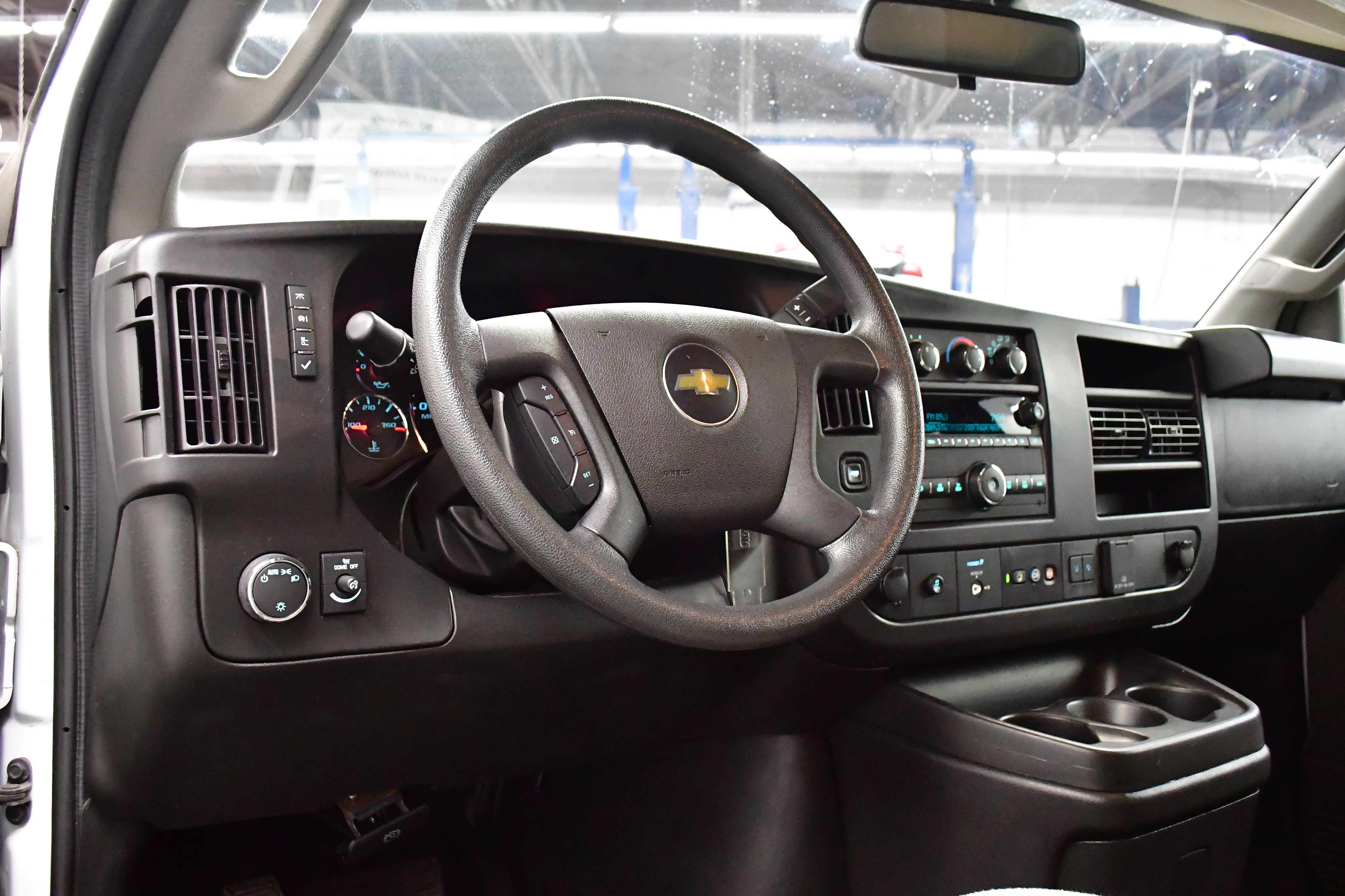 Used 2023 Chevrolet Express 3500 LT w/ LT Preferred Equipment Group image 16