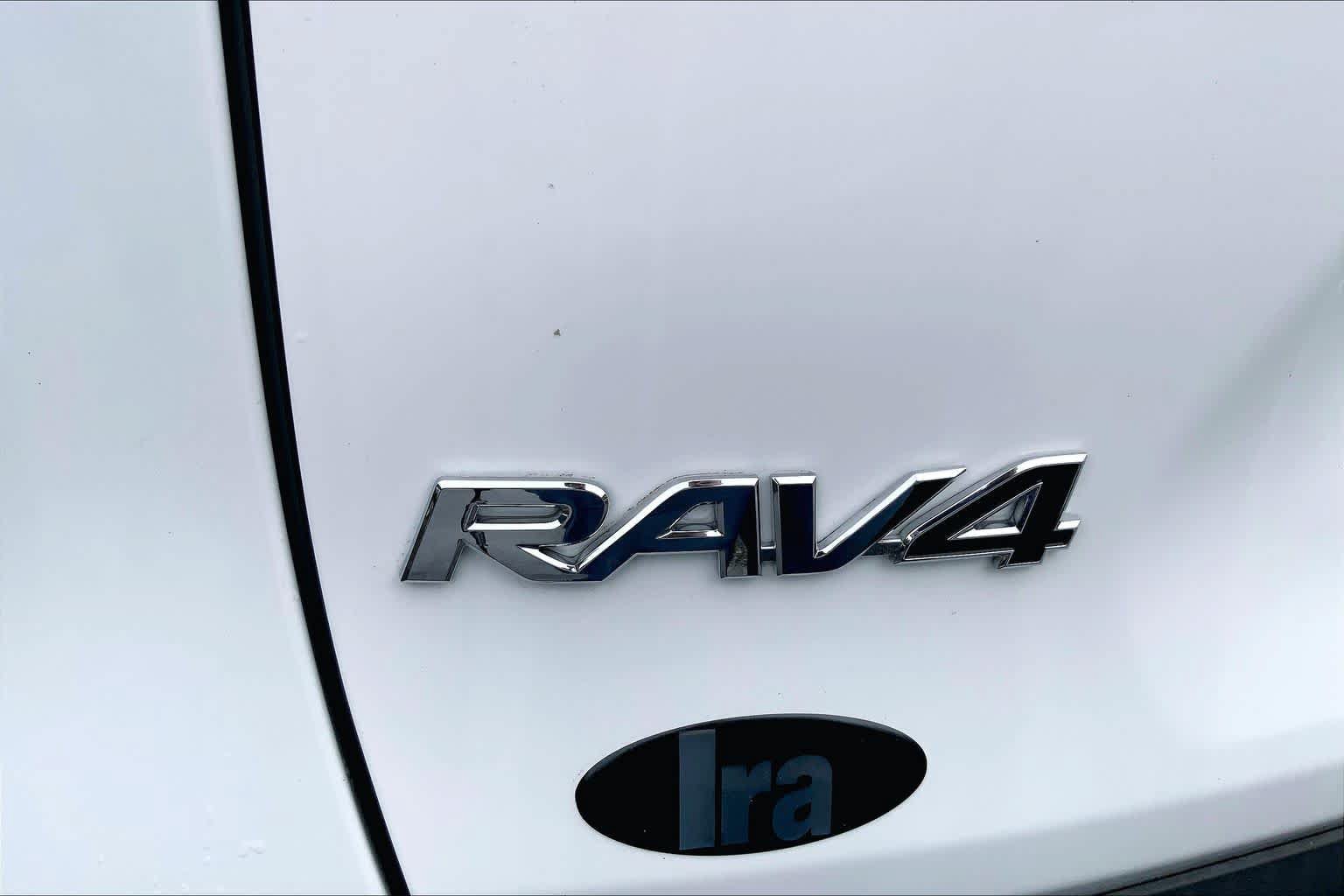 Used 2023 Toyota RAV4 XLE w/ Convenience Package AWD/4WD image 10