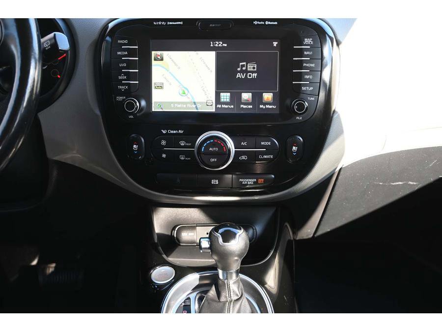 Used 2016 Kia Soul + w/ Primo Package image 21
