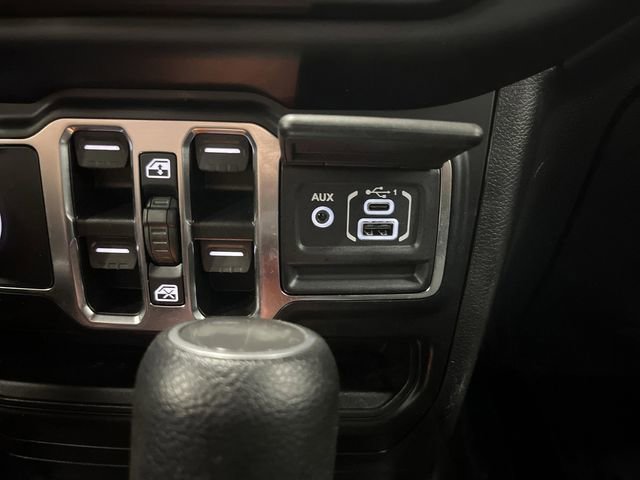 Used 2022 Jeep Wrangler Unlimited Sport image 21