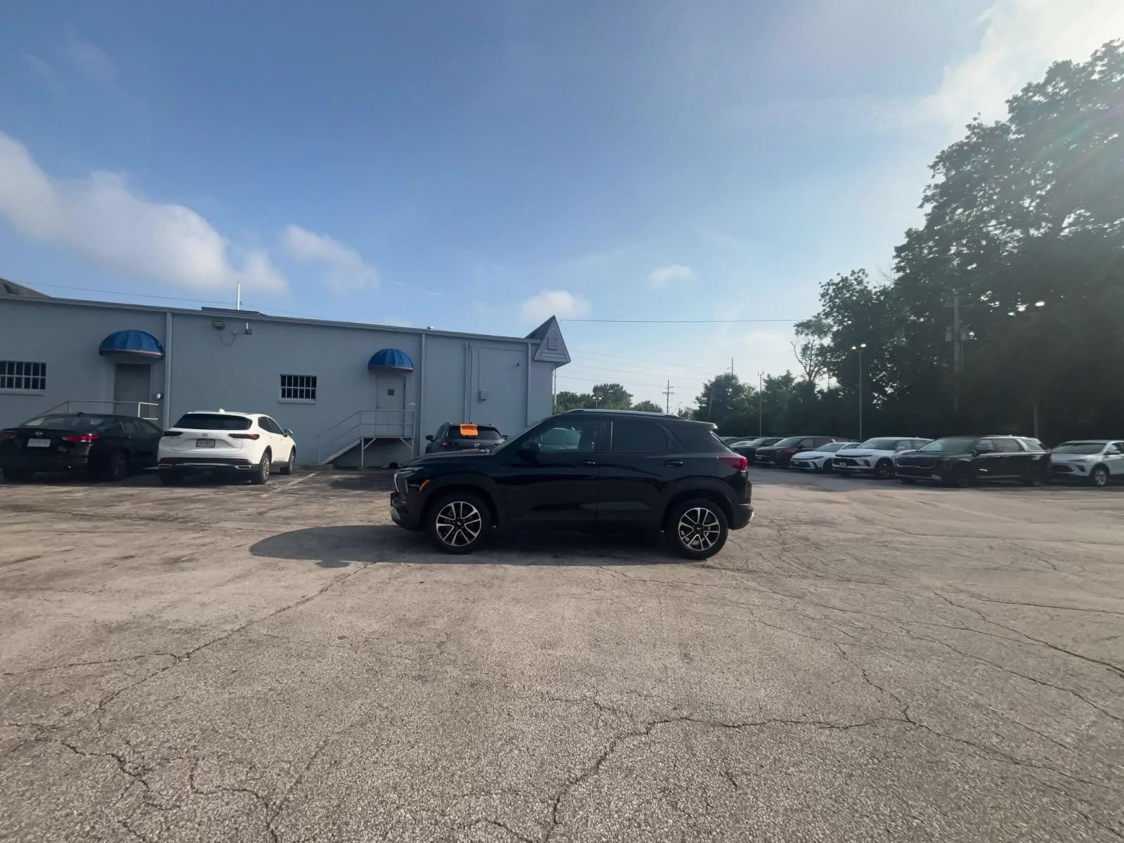 Used 2025 Chevrolet TrailBlazer LT FWD image 14