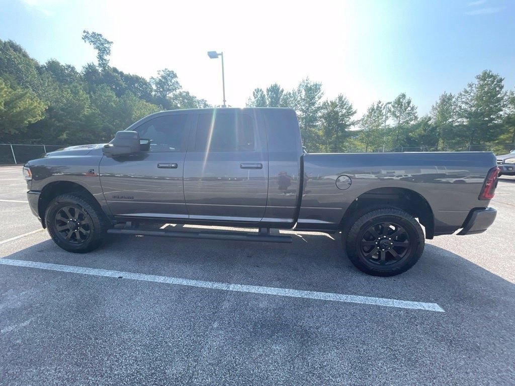 Used 2023 RAM 3500 Laramie w/ Night Edition AWD/4WD image 10