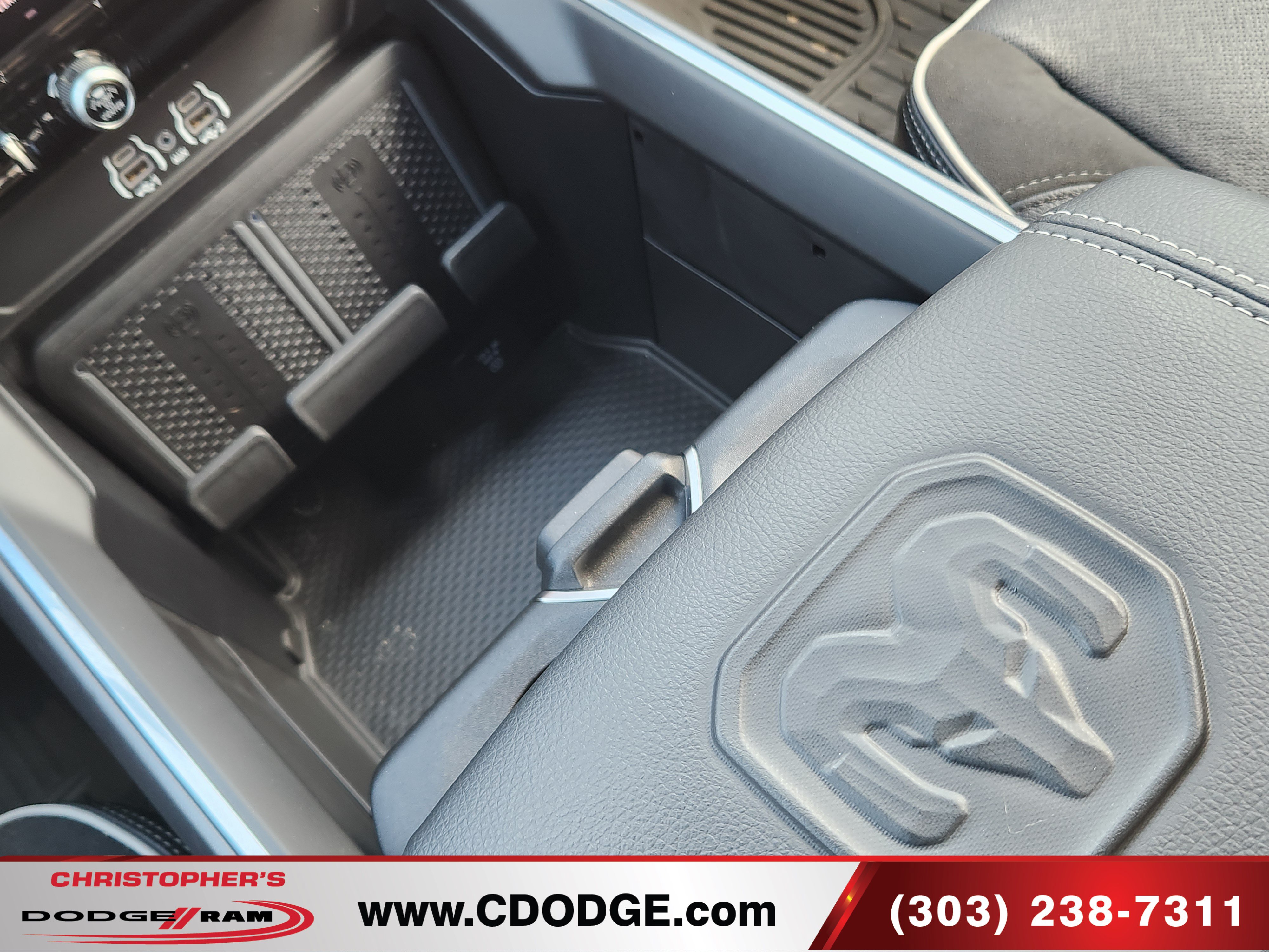 Used 2026 RAM 2500 Laramie AWD/4WD image 12