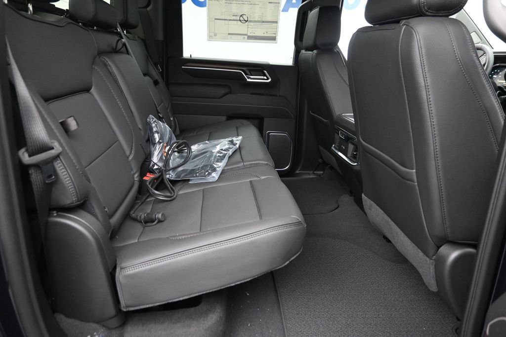 New 2026 GMC Sierra 2500 Denali w/ Denali Reserve Package AWD/4WD image 8