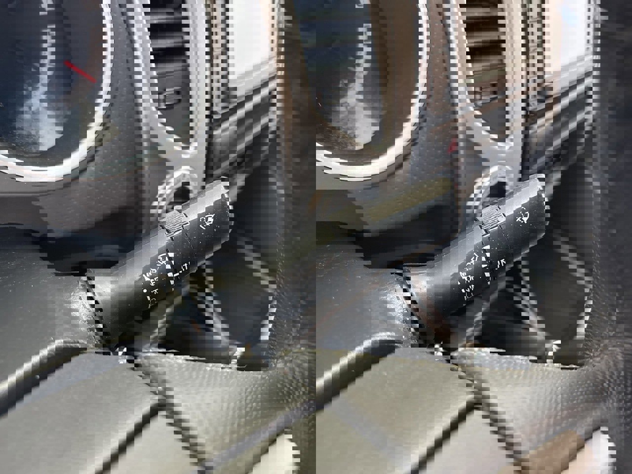 Used 2015 Toyota Tacoma 4x4 Double Cab image 21