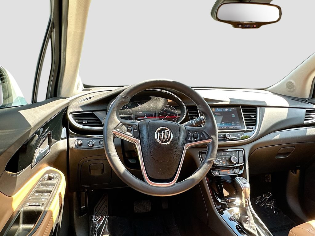 Used 2018 Buick Encore Essence AWD/4WD image 25