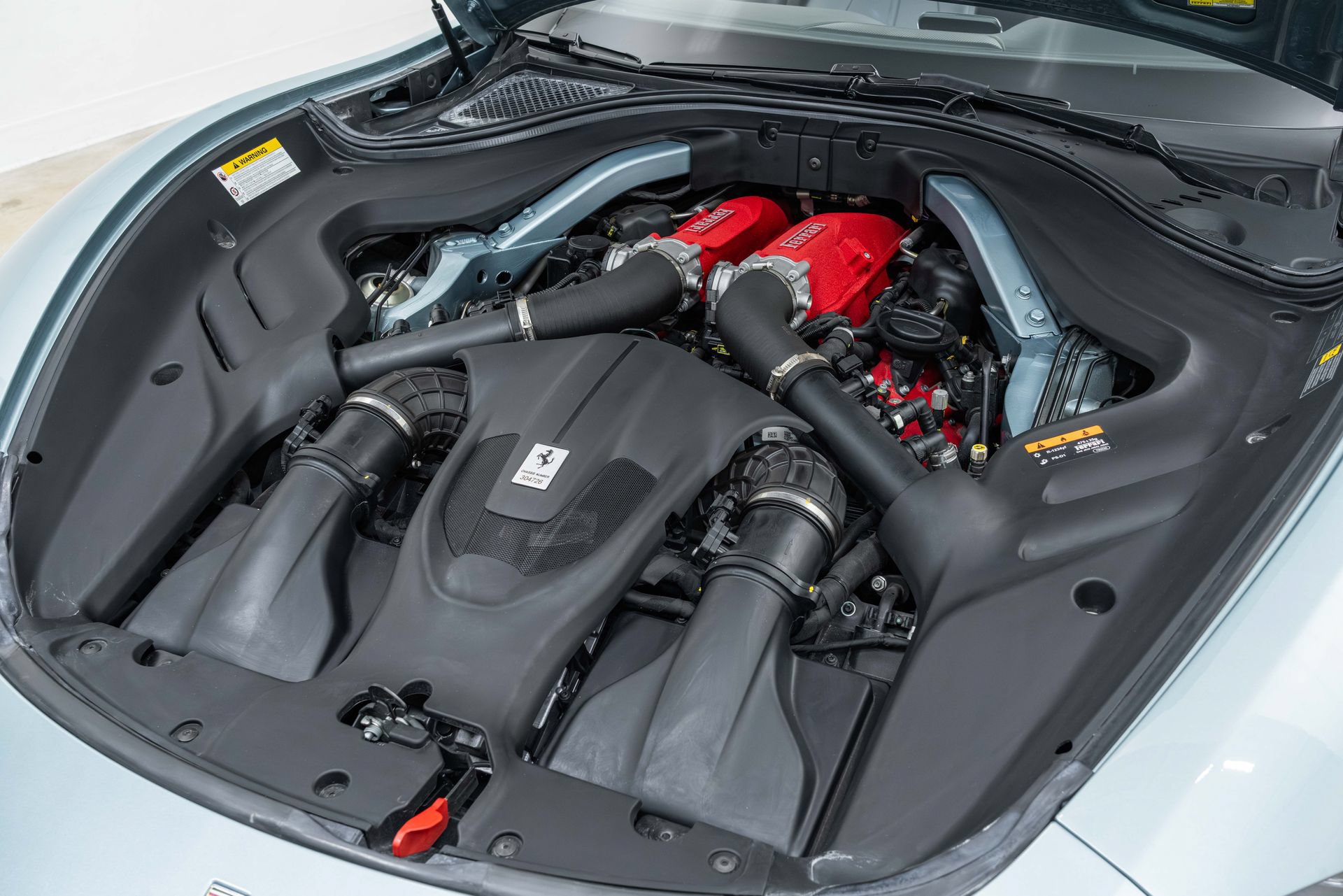 Certified 2024 Ferrari Roma Spider RWD image 22