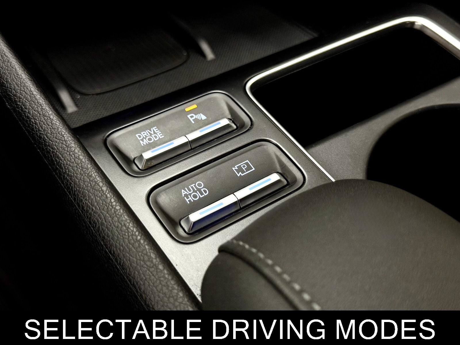 Used 2025 Hyundai Sonata Limited FWD image 28
