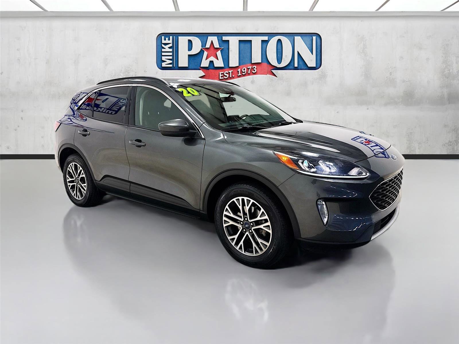 Used 2020 Ford Escape SEL image 1