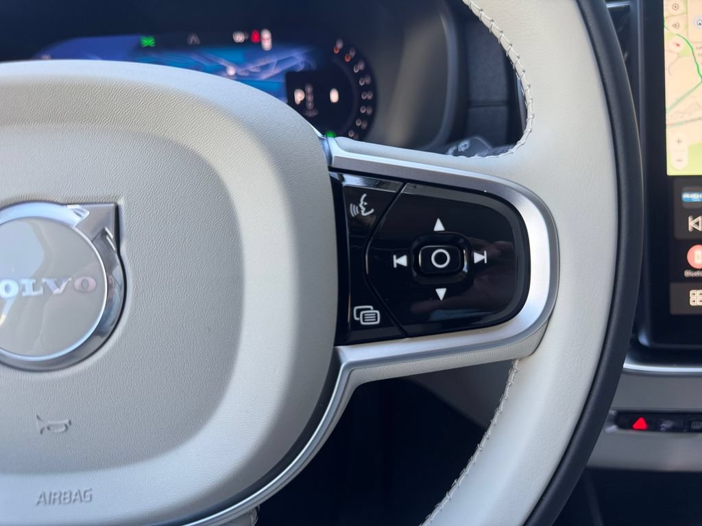 New 2026 Volvo XC90 B6 Ultra w/ Protection Package AWD/4WD image 17