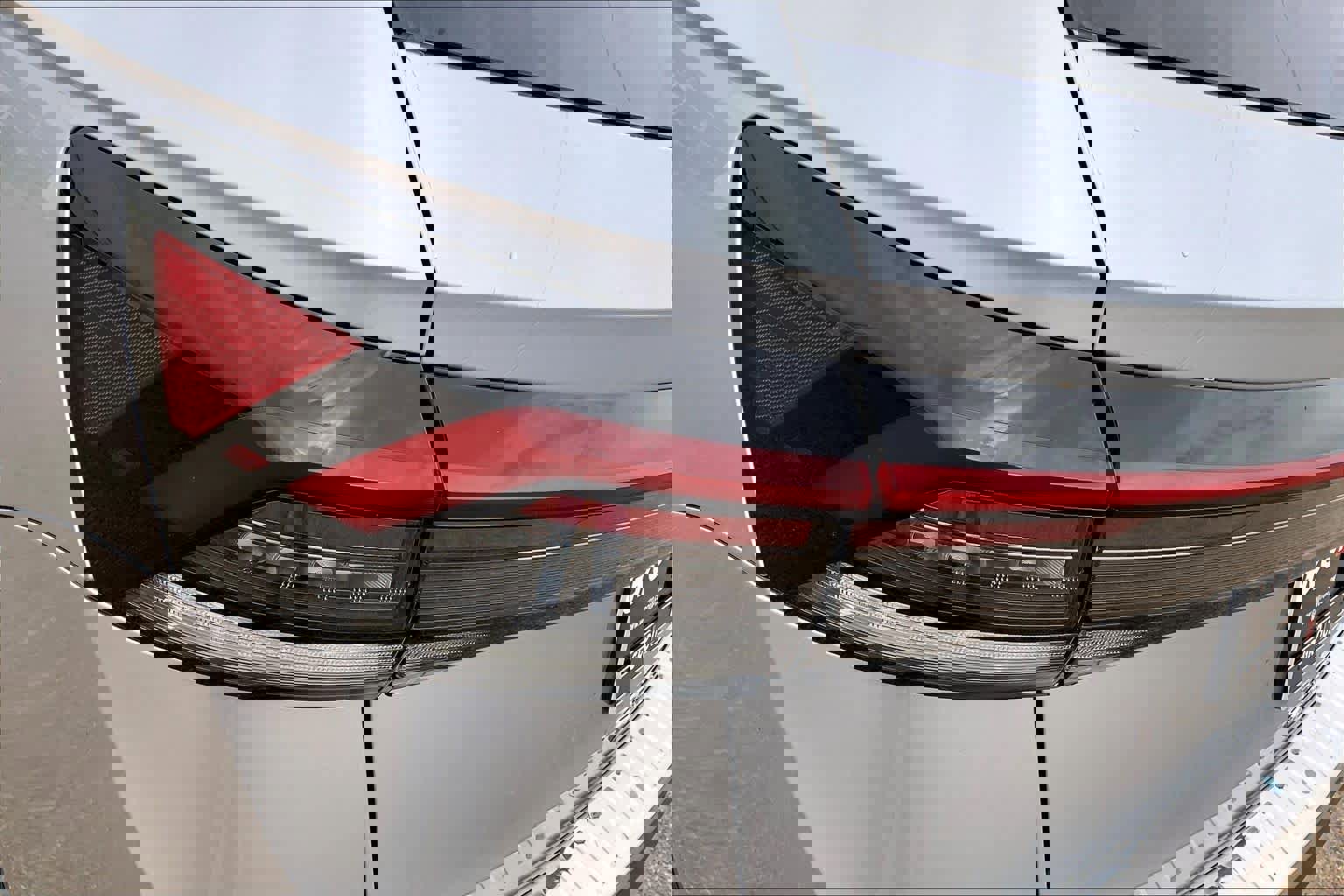 Used 2025 Volkswagen Taos SE AWD/4WD image 50