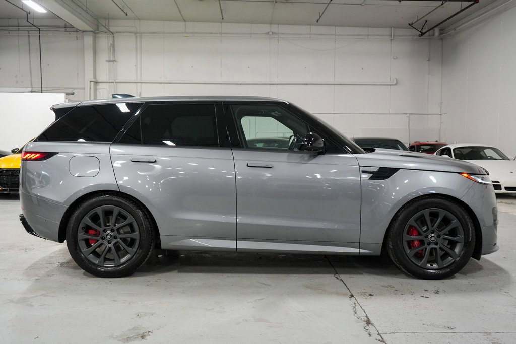 Used 2023 Land Rover Range Rover Sport SE Dynamic image 7