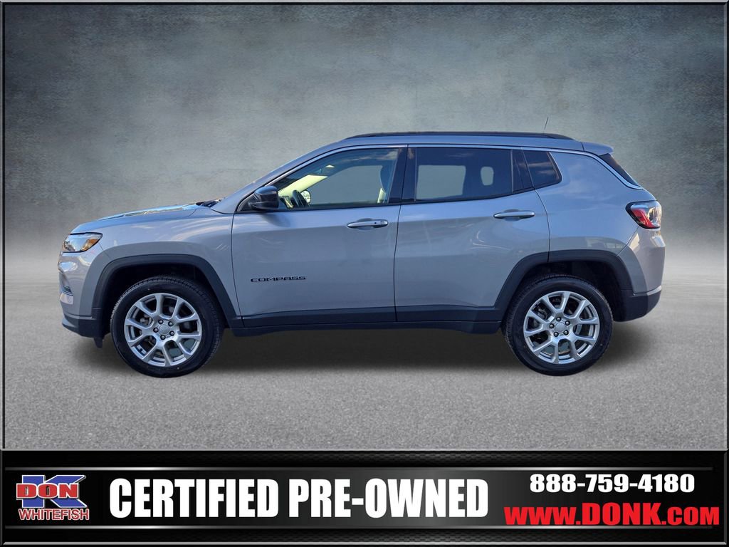 Used 2022 Jeep Compass Latitude image 5