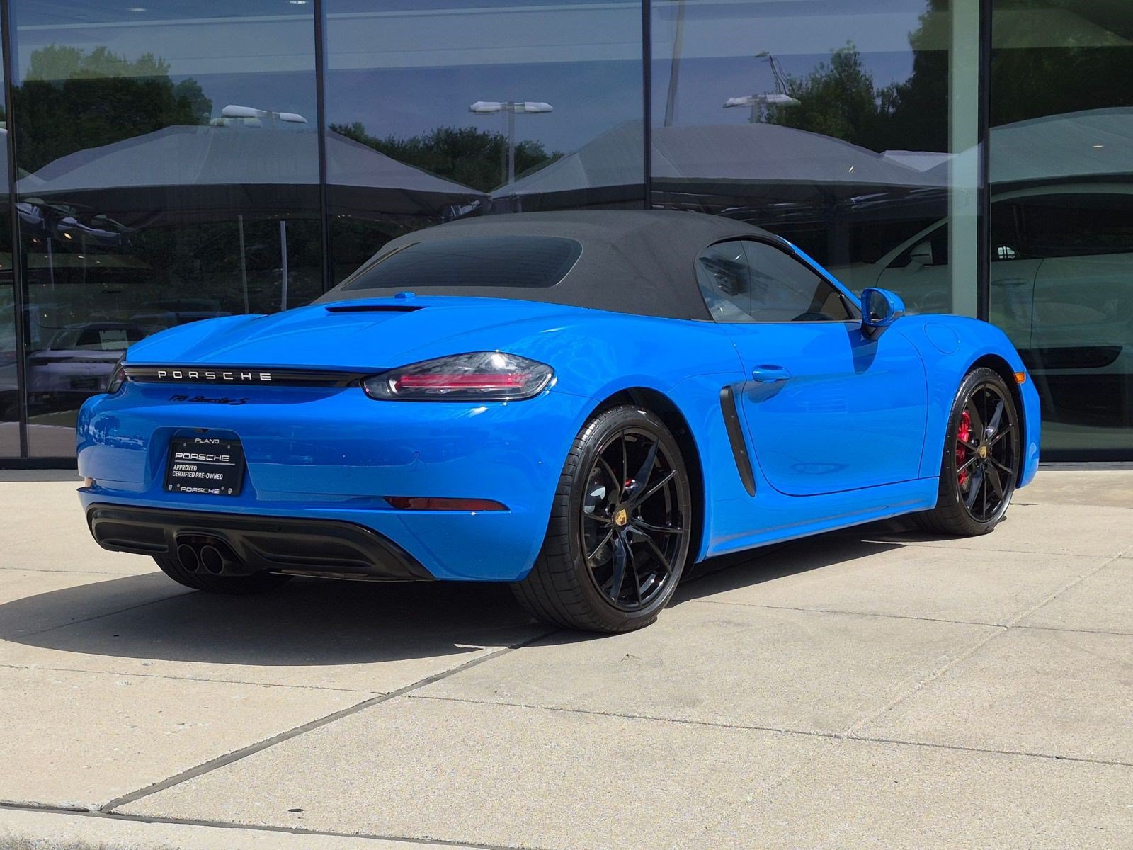 Certified 2025 Porsche 718 Boxster S RWD image 9