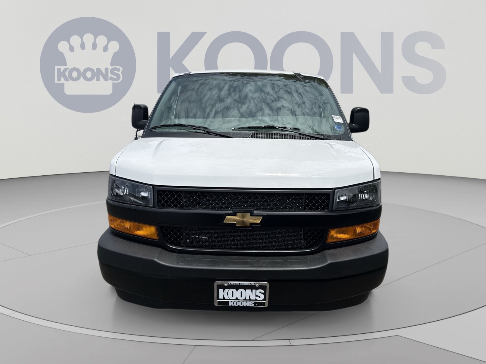 New 2026 Chevrolet Express 3500 Extended RWD image 11