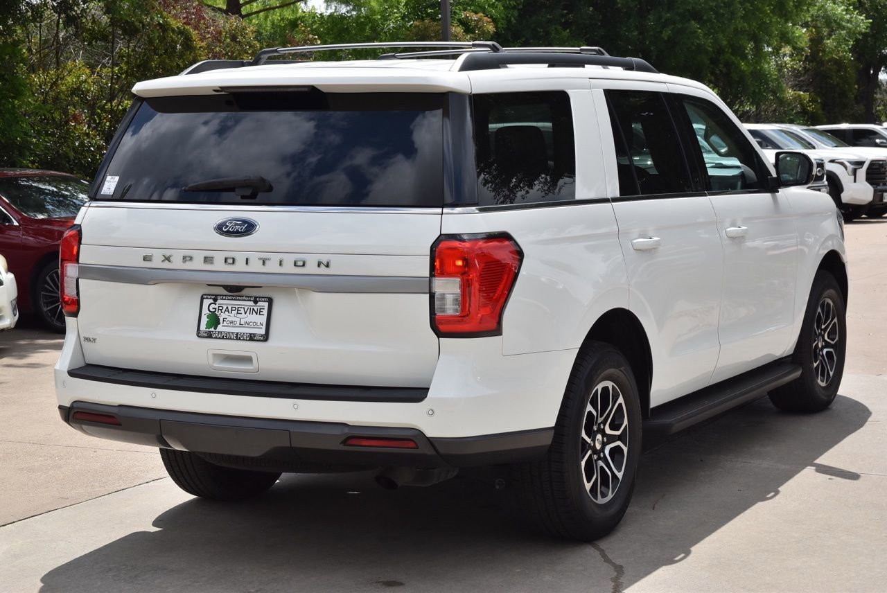 Certified 2022 Ford Expedition XLT RWD image 8