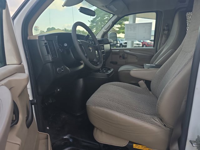 Used 2011 Chevrolet Express 2500 Work Van image 14