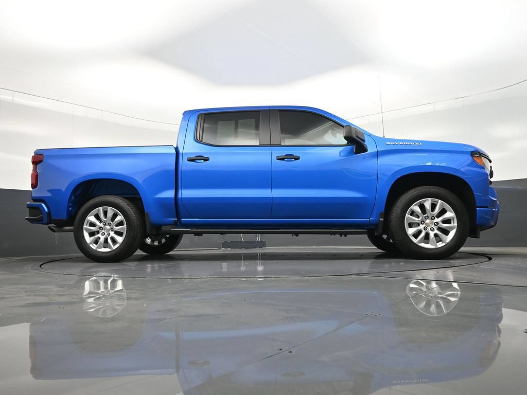 Used 2026 Chevrolet Silverado 1500 Custom RWD image 28