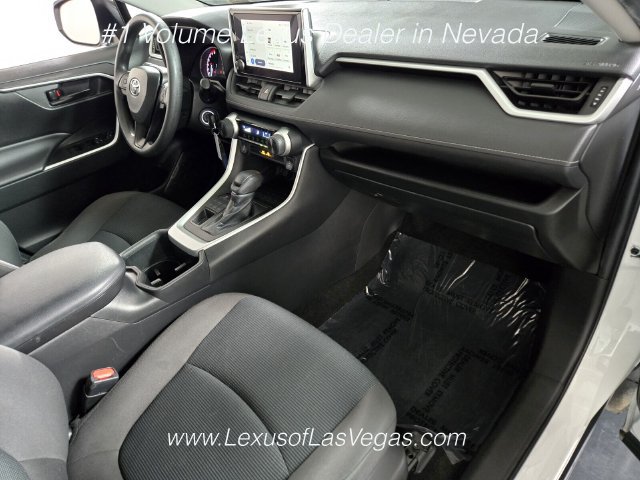 Used 2023 Toyota RAV4 LE AWD/4WD image 23