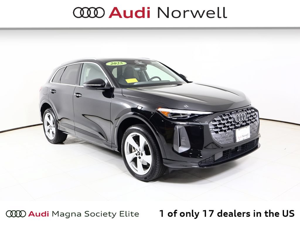 Certified 2025 Audi Q5 Premium w/ Premium Plus AWD/4WD image 1