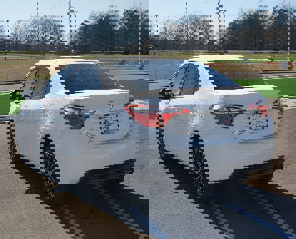 Used 2016 Toyota Corolla S image 11