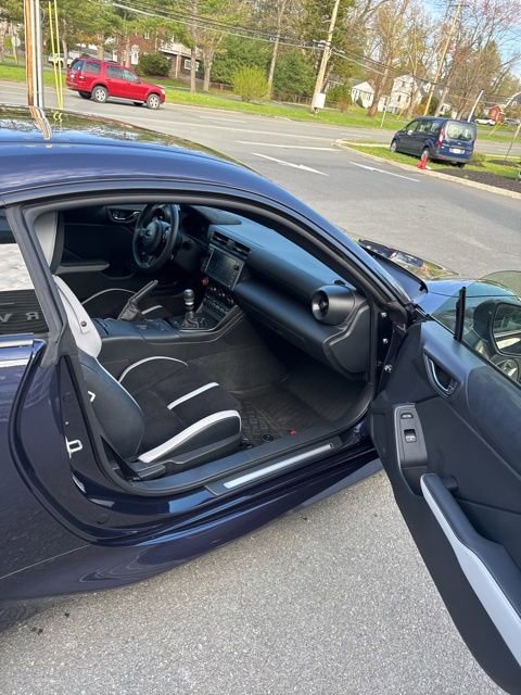 Used 2025 Subaru BRZ Limited w/ Popular Package 2 image 18