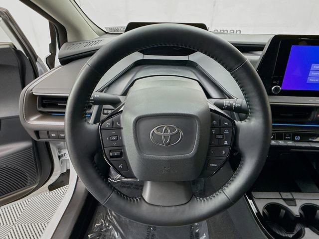 Used 2024 Toyota Prius XLE image 11