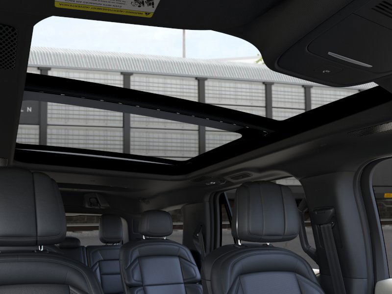 New 2025 Lincoln Navigator Reserve w/ Jet Appearance Package image 22