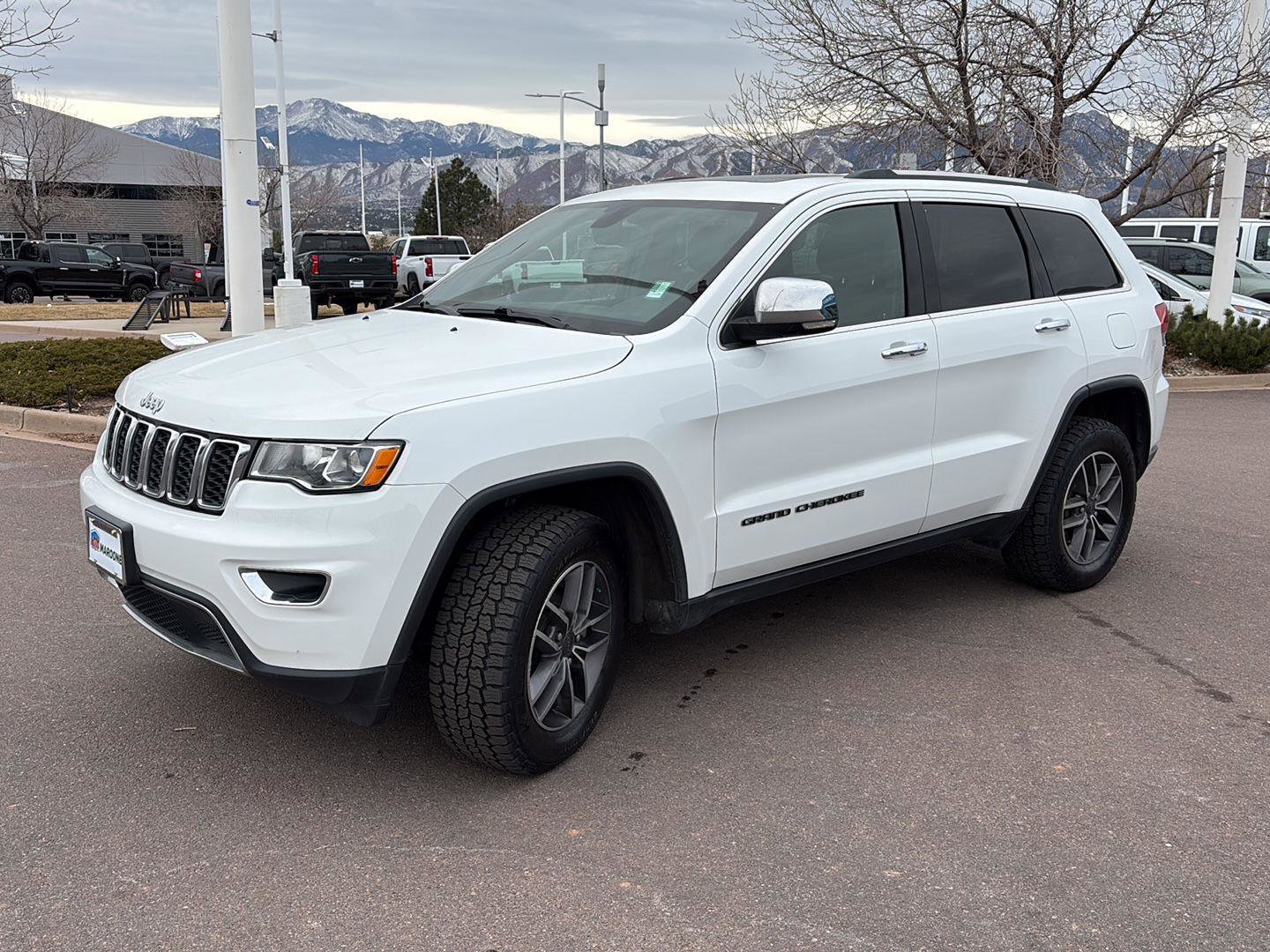Used 2019 Jeep Grand Cherokee Limited image 3