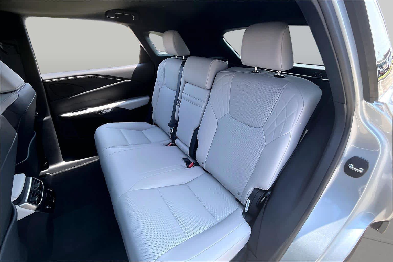 Certified 2026 Lexus RX 350 Premium w/ Convenience Package FWD image 18