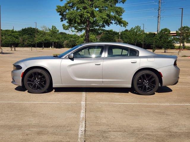 Used 2021 Dodge Charger SXT RWD image 4