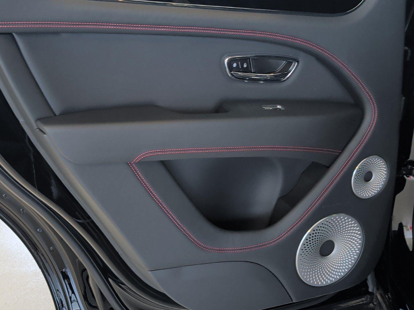 New 2026 Bentley Bentayga AWD/4WD image 38