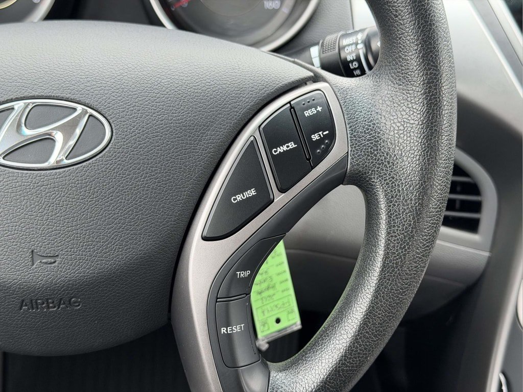 Used 2013 Hyundai Elantra GLS w/ Preferred Pkg FWD image 7