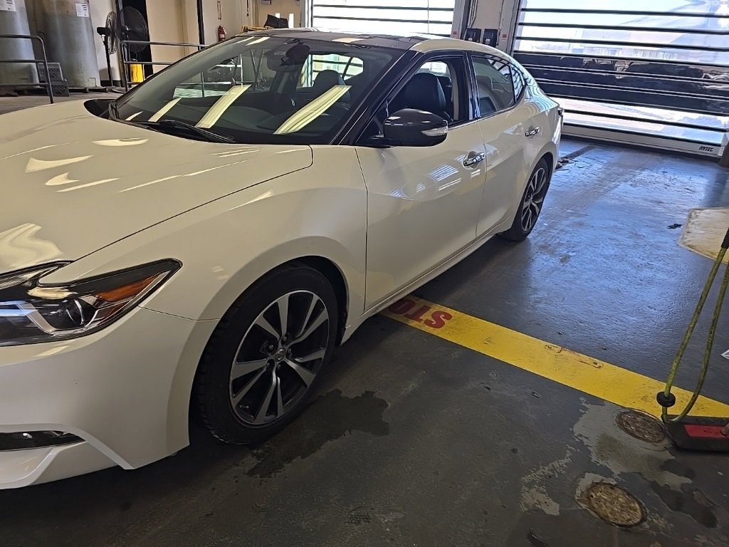 Used 2017 Nissan Maxima 3.5 SL image 2