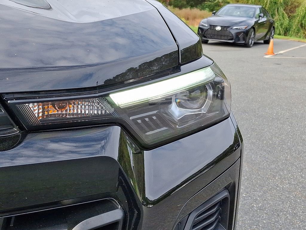 Used 2024 Chevrolet Colorado Z71 image 9