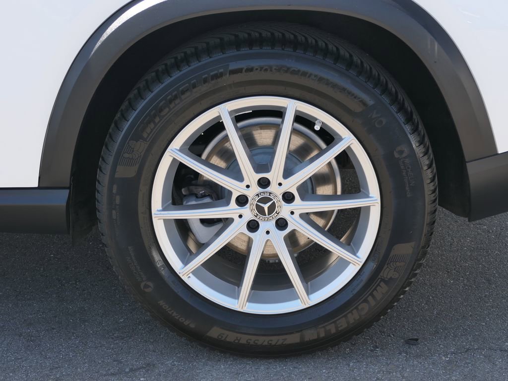 Used 2024 Mercedes-Benz GLE 350 4MATIC image 9