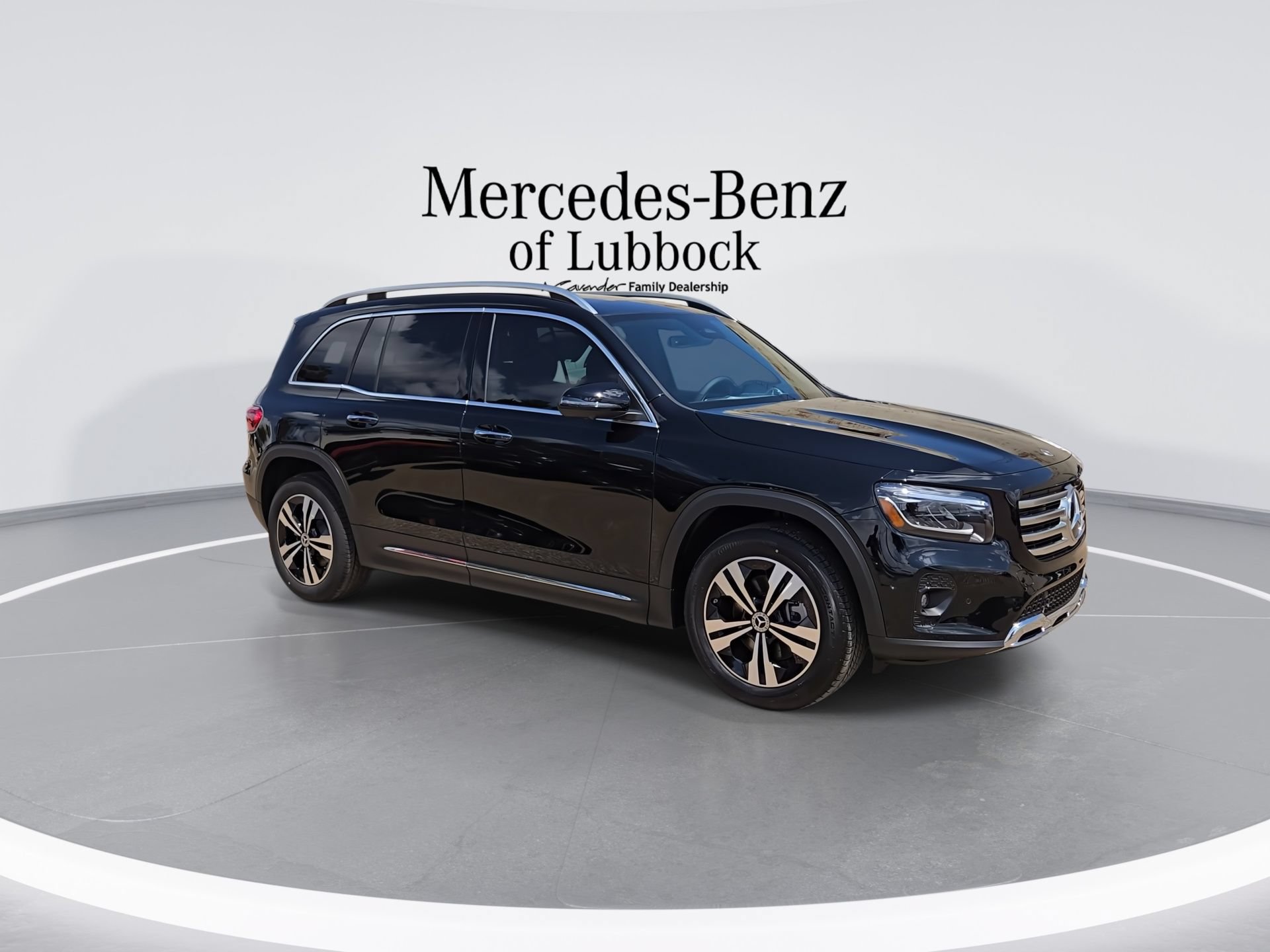 New 2026 Mercedes-Benz GLB 250 image 2