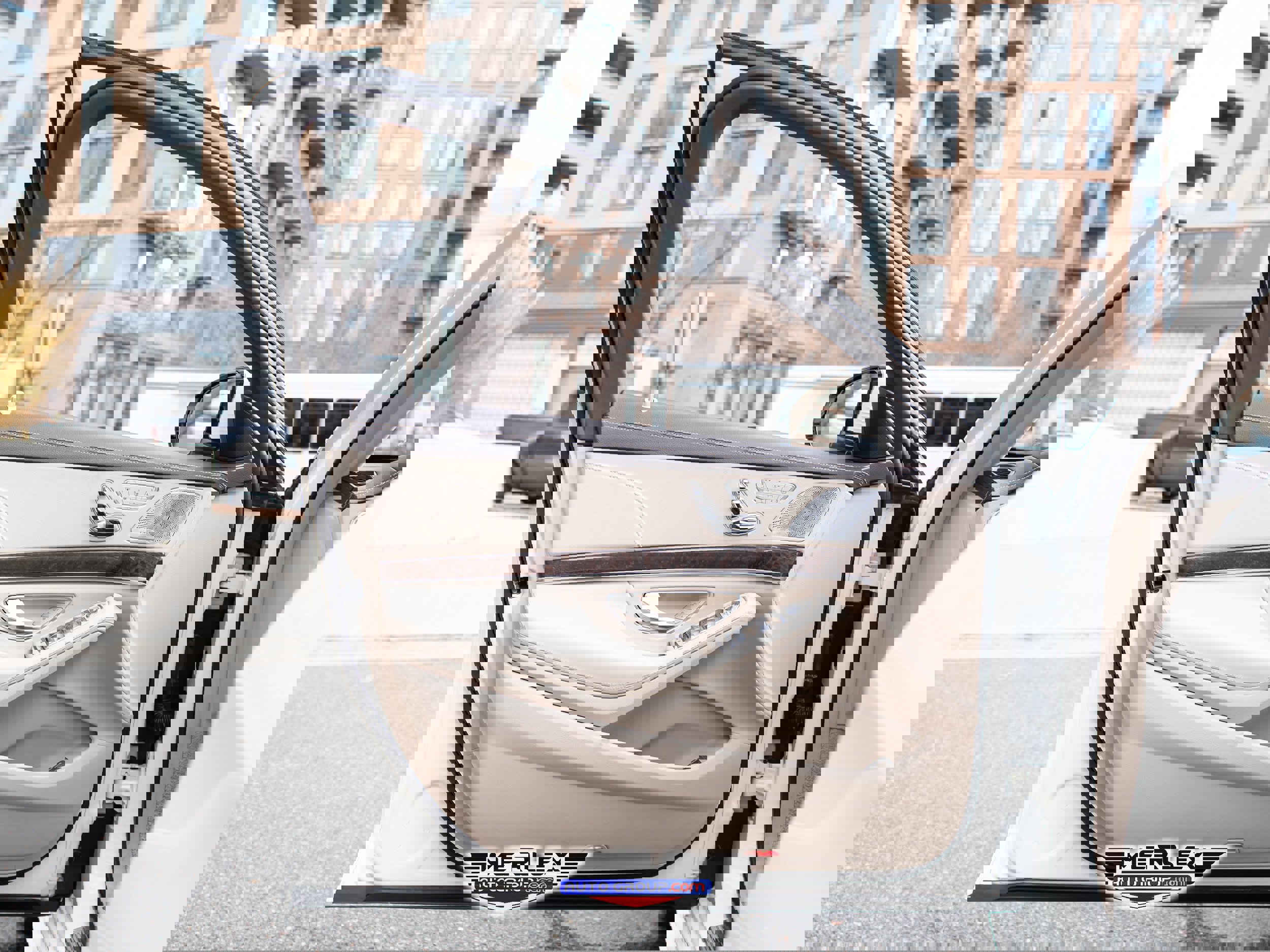 Used 2019 Mercedes-Benz S 560 4MATIC Sedan image 41