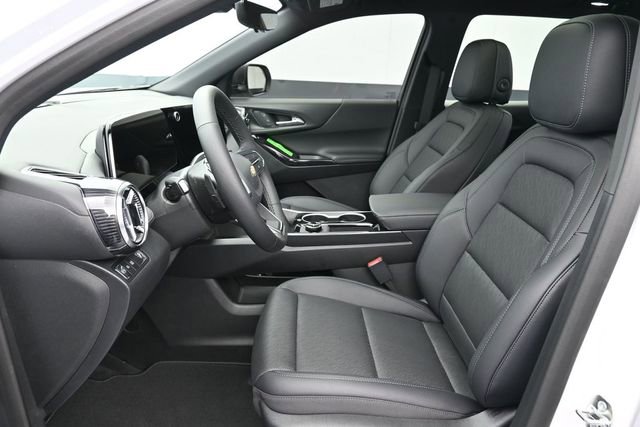 New 2026 Chevrolet Equinox LT w/ Convenience Package II FWD image 23