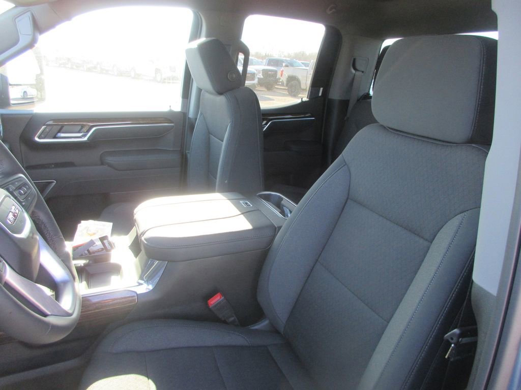 New 2026 GMC Sierra 1500 Elevation image 12