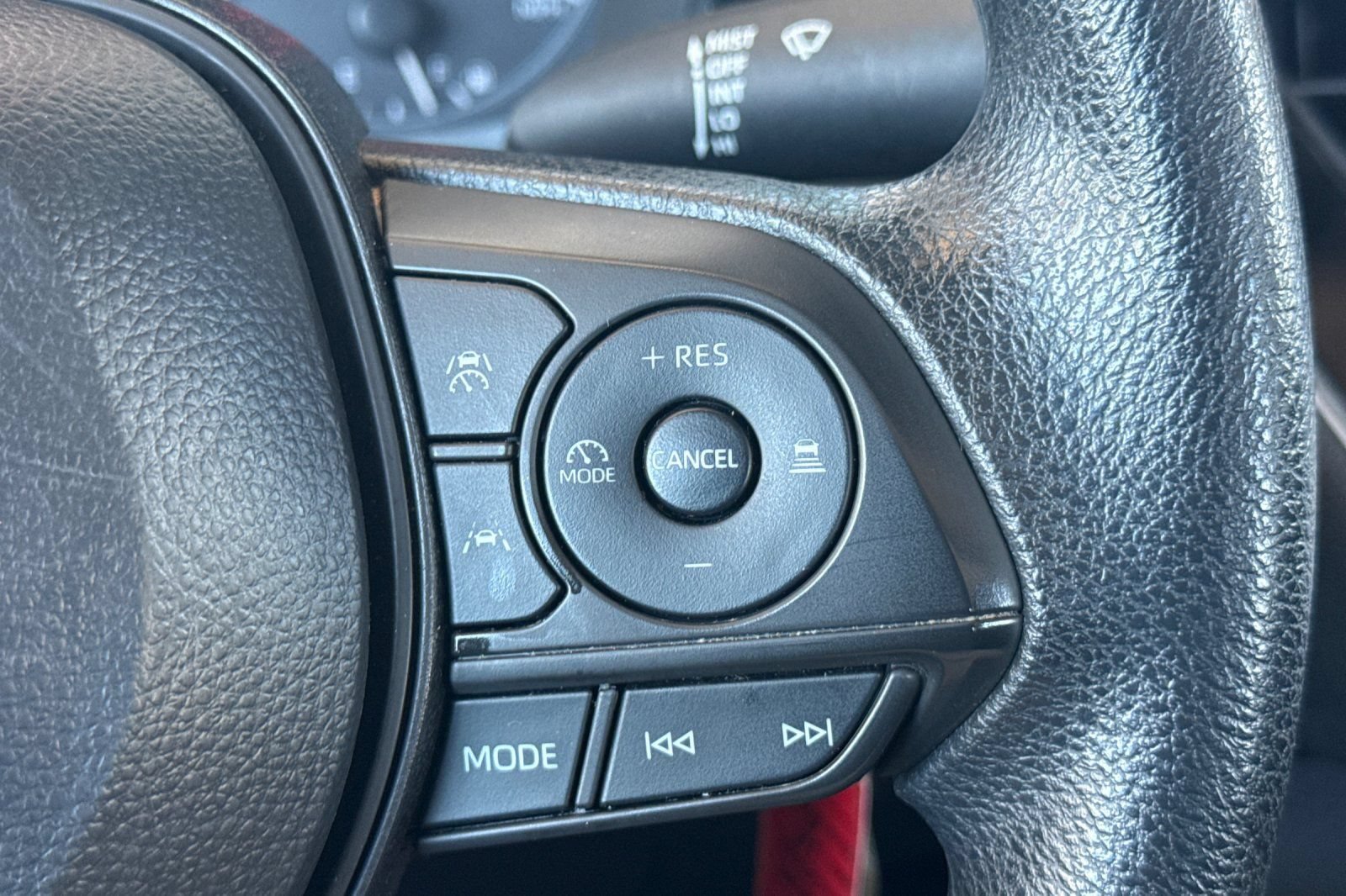 Certified 2024 Toyota Corolla LE FWD image 27