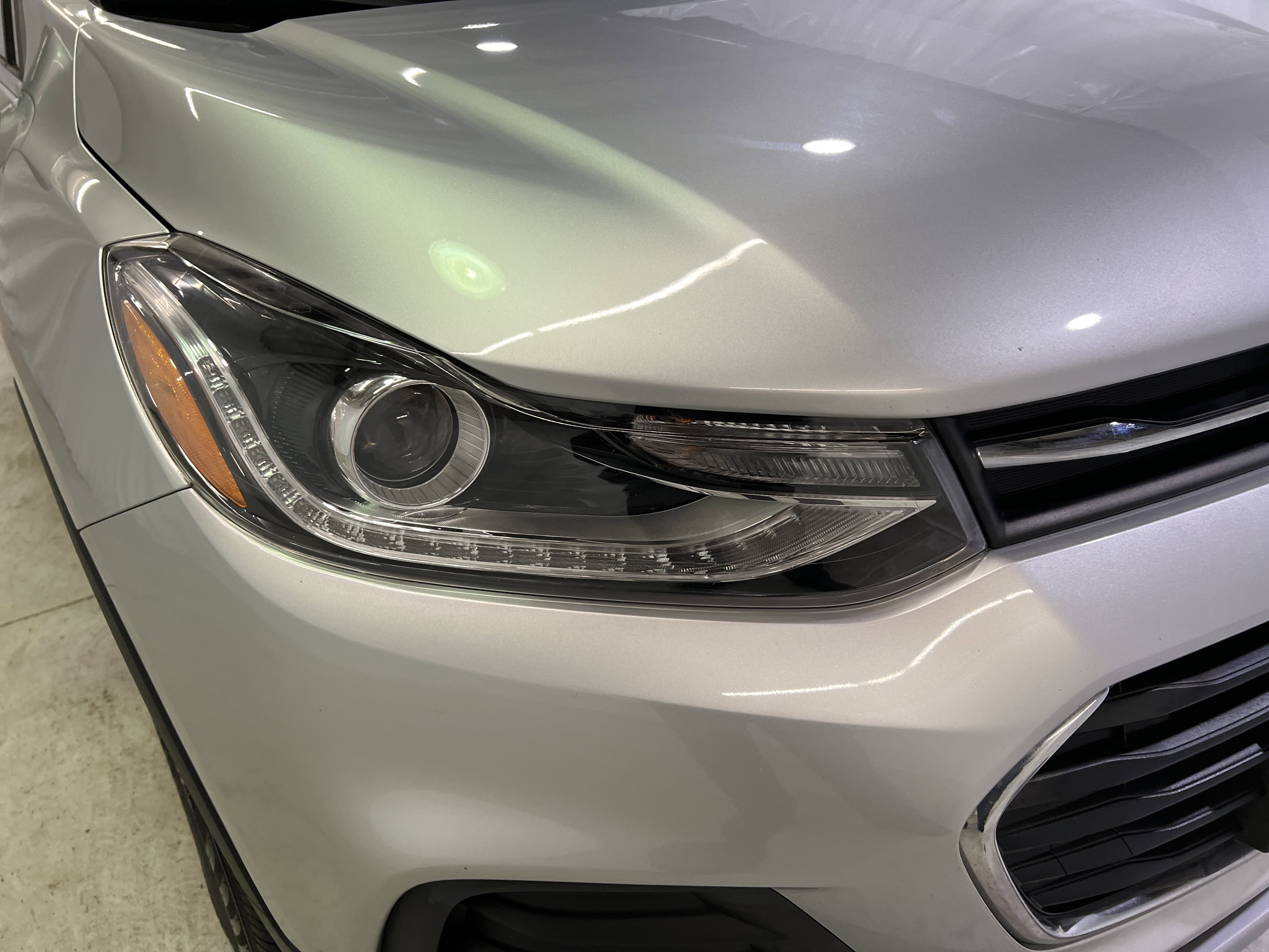 Certified 2020 Chevrolet Trax LT w/ LT Convenience Package image 5