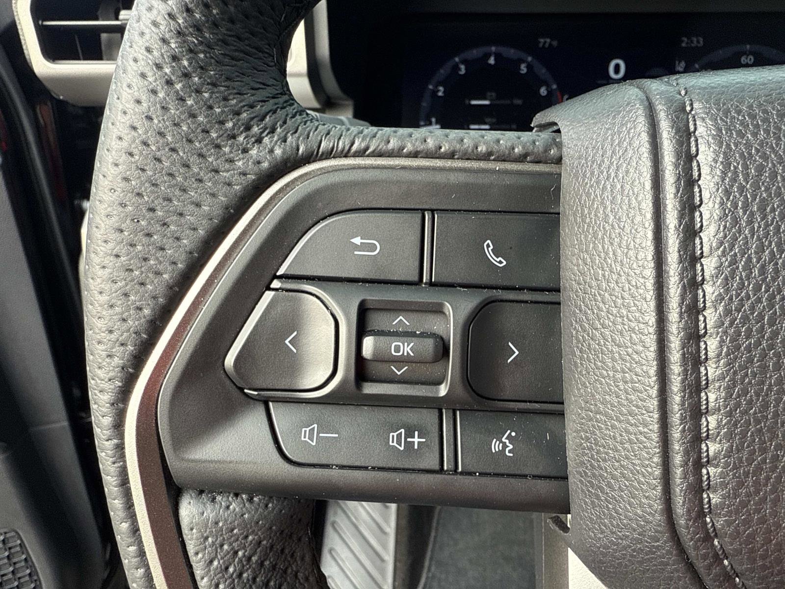 Used 2025 Toyota Tacoma Limited image 26