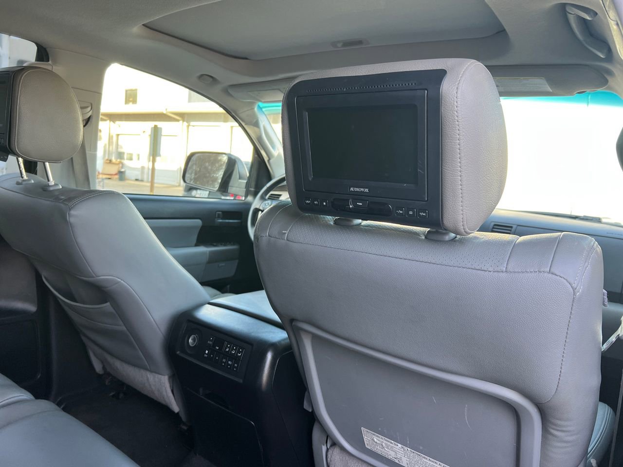 Used 2013 Toyota Sequoia SR5 image 17